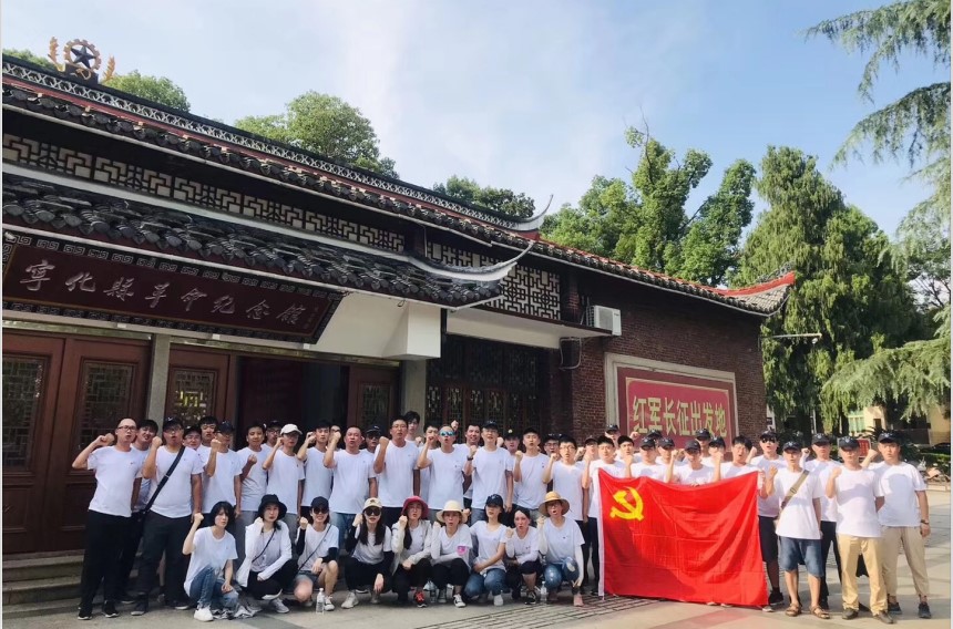 伟德体育 - 综合体育赛事平台|奥体中心相助同伴