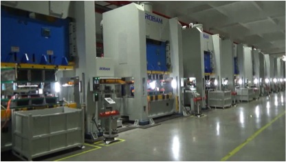 伟德体育 - 综合体育赛事平台|奥体中心相助同伴