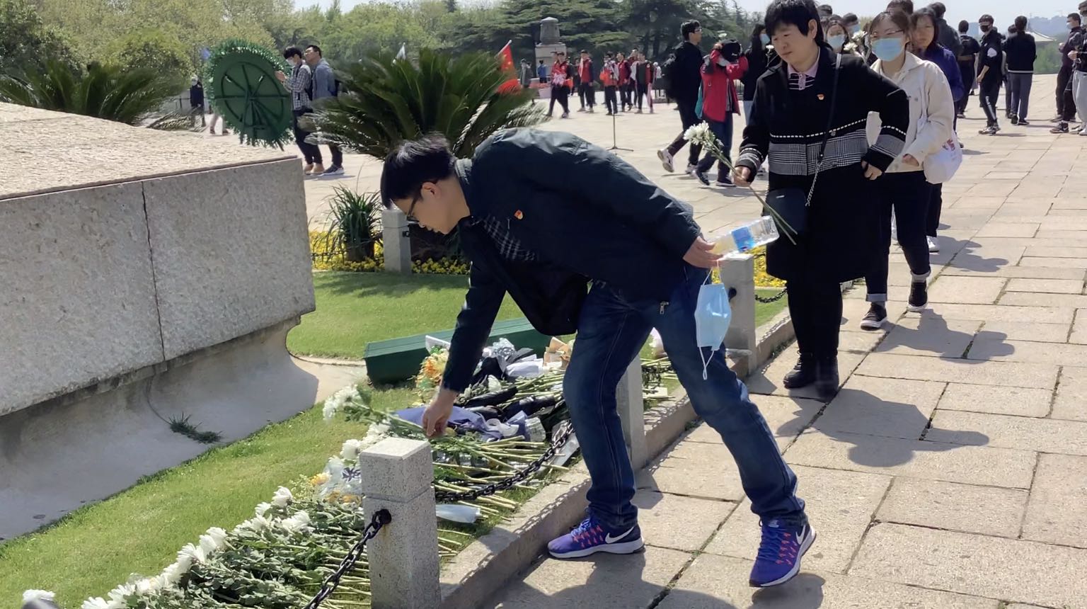 伟德体育 - 综合体育赛事平台|奥体中心相助同伴