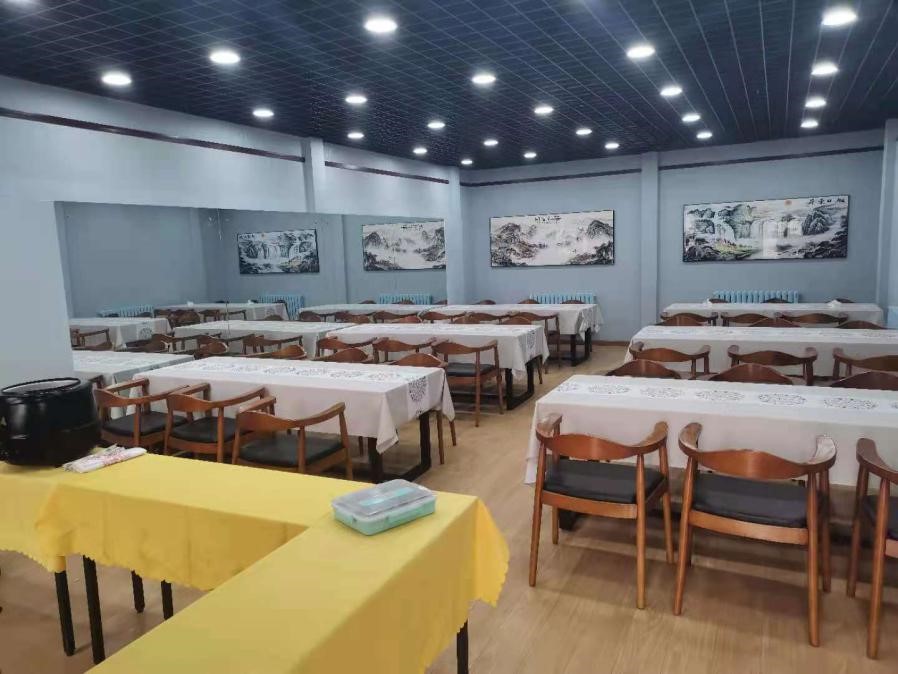 伟德体育 - 综合体育赛事平台|奥体中心相助同伴